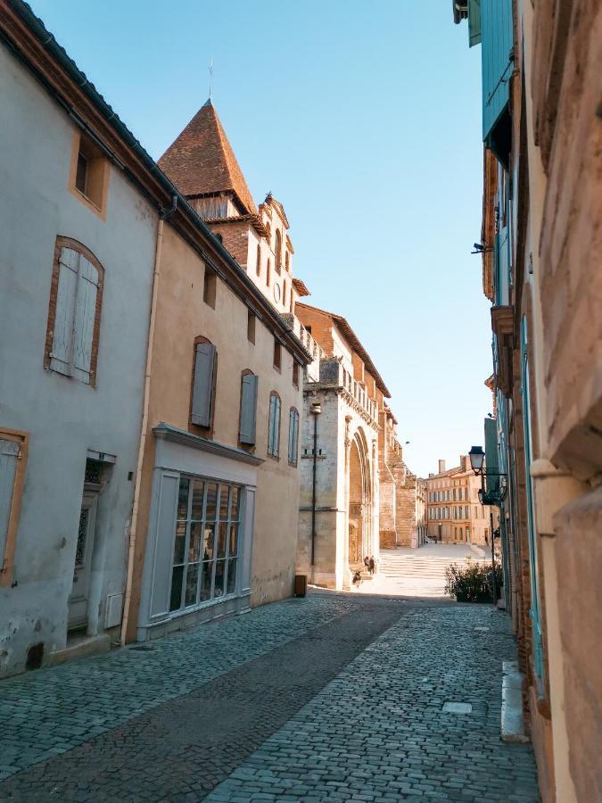 Appart Cozy - Coeur Historique De Moissac Buitenkant foto